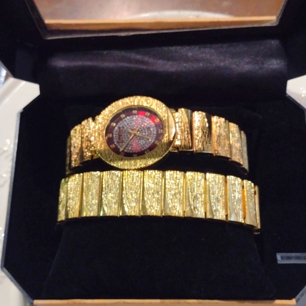 FRED BELAY Gold-Plated Watch/ Bracelet Set